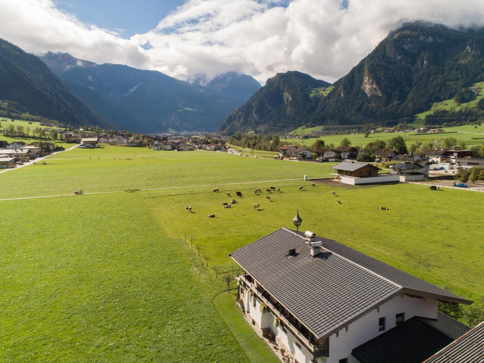 Blick Zum Mayrhofen رامسو ام زيلرتال المظهر الخارجي الصورة